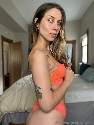 cloverrayofsunshine Nude Leaked Photo #32