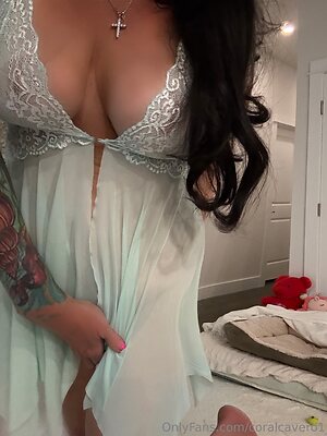 coralcavero1 Nude Leaked Photo #14