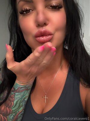 coralcavero1 Nude Leaked Photo #21