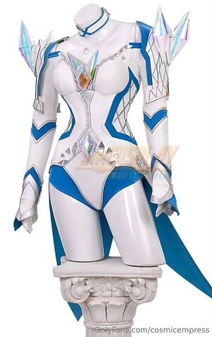cosmicempress Nude Leaked Photo #12