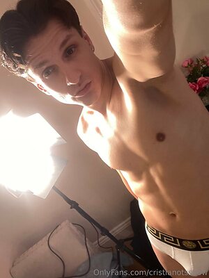 cristianotsshow Nude Leaked Photo #16