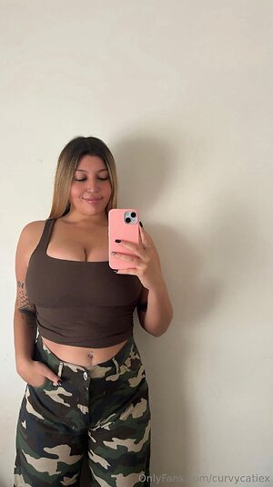 curvycatiex Nude Leaked Photo #5