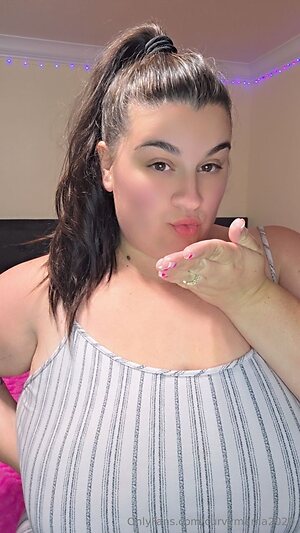curvymama2020 Nude Leaked Photo #2