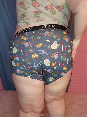 curvymonstergirlfree Nude Leaked Photo #3