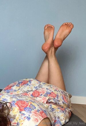 cute lily feet Nude Leaked Photo #11