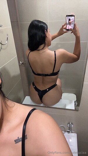 cuteluciaa Nude Leaked Photo #9