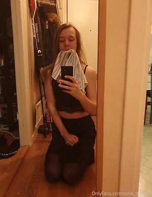 cutie isabella Nude Leaked Photo #13