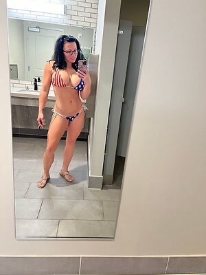 dakotaladiva Nude Leaked Photo #16