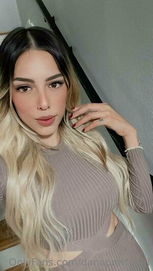 danagorgeus Nude Leaked Photo #37