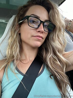 danielle raven avatar