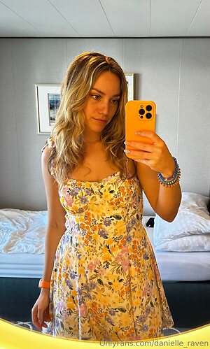 danielle raven Nude Leaked Photo #11