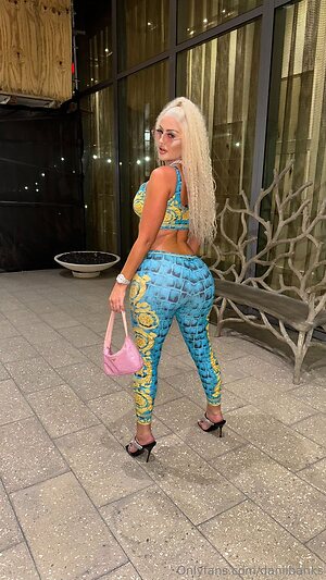 daniibanksvip Nude Leaked Photo #6