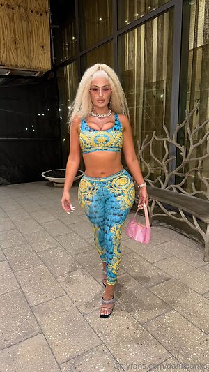 daniibanksvip Nude Leaked Photo #33