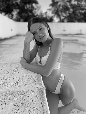davisclaire Nude Leaked Photo #11