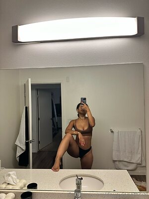 daysulanofficial Nude Leaked Photo #12