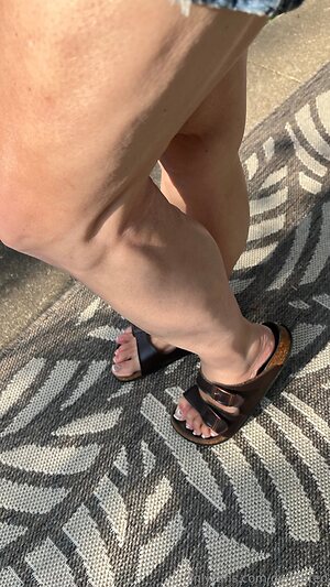 de-feeted Nude Leaked Photo #10