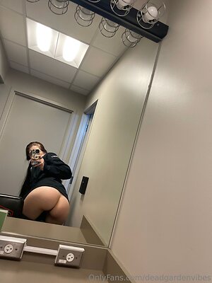 deadgardenvibes Nude Leaked Photo #19