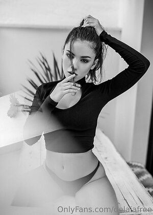 delaiafree Nude Leaked Photo #2