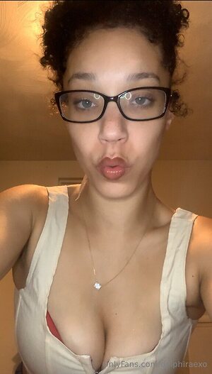 delphiraexo Nude Leaked Photo #10