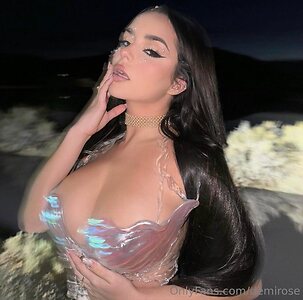 demirose Nude Leaked Photo #2