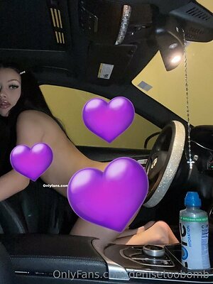 denisetoobomb Nude Leaked Photo #3
