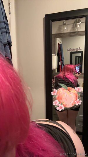 deprincessedxo Nude Leaked Photo #5