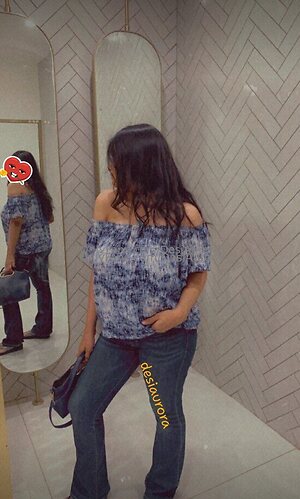 desiaurora Nude Leaked Photo #27