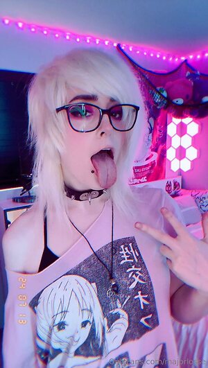 devilpuppi Nude Leaked Photo #2