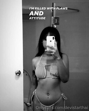 devithaistar Nude Leaked Photo #12