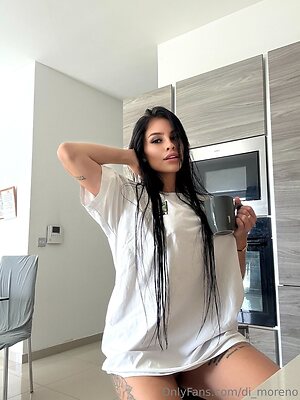 di moreno Nude Leaked Photo #21