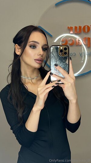 dialinka di Nude Leaked Photo #7