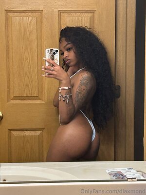 diaxmond Nude Leaked Photo #15