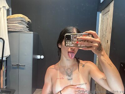 dicembre val Nude Leaked Photo #15