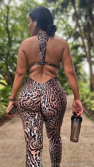 dollycastro Nude Leaked Photo #10