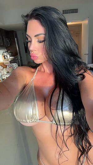 domme yvonne Nude Leaked Photo #6