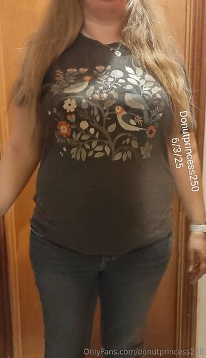 donutprincess250 Nude Leaked Photo #26