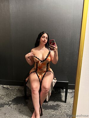 doseofrose Nude Leaked Photo #6
