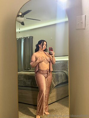 doseofrose Nude Leaked Photo #17