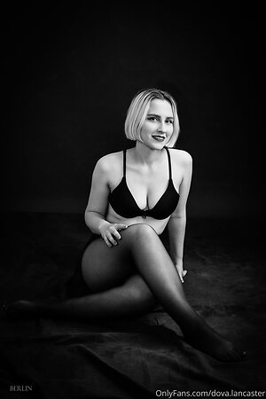 dova lancaster Nude Leaked Photo #7