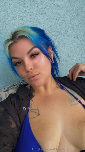 downthethiickness Nude Leaked Photo #8