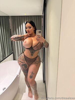 dreaalexa Nude Leaked Photo #12