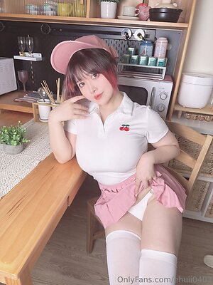 ehuii0403 Nude Leaked Photo #6