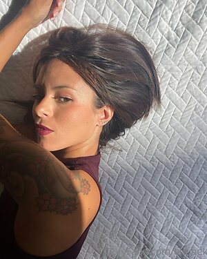 ela bel Nude Leaked Photo #16
