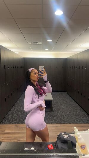 elaynablack Nude Leaked Photo #12