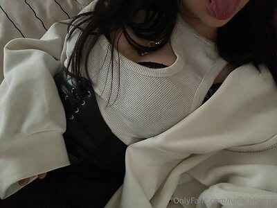 eliseloops Nude Leaked Photo #9