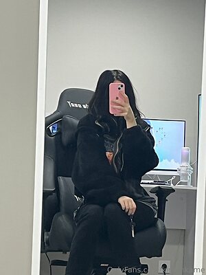 eliseloops Nude Leaked Photo #28