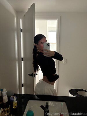 ellaaableuu Nude Leaked Photo #7