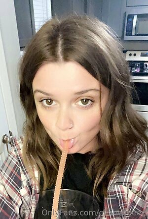 ellabelleeee Nude Leaked Photo #22