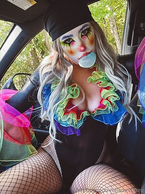 ellawearspradafree Nude Leaked Photo #9
