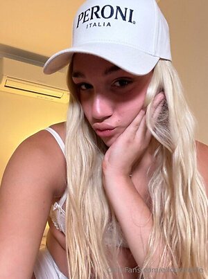 elldesirable Nude Leaked Photo #18